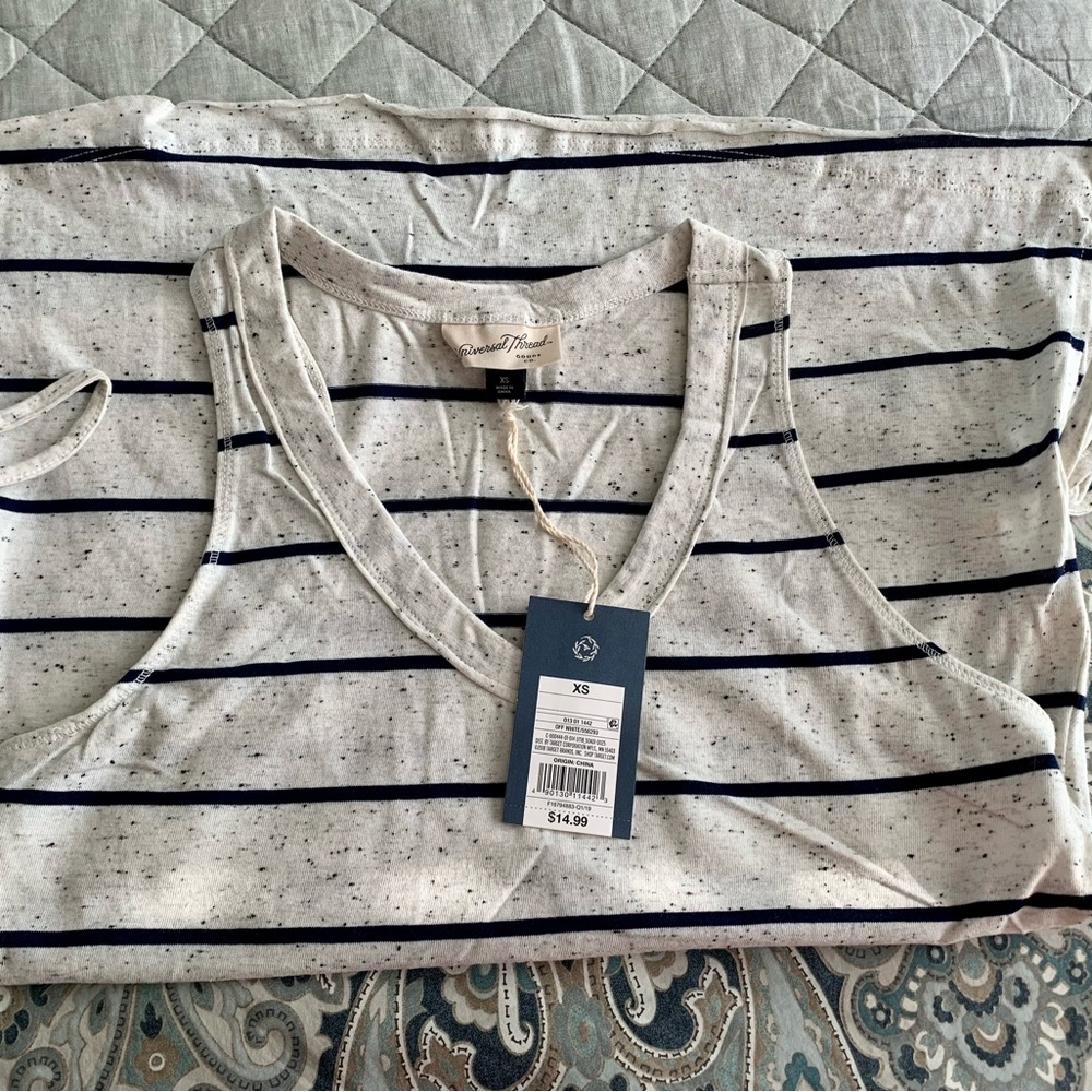 NWT- Universal Thread Striped Tank - Picture 7 of 7